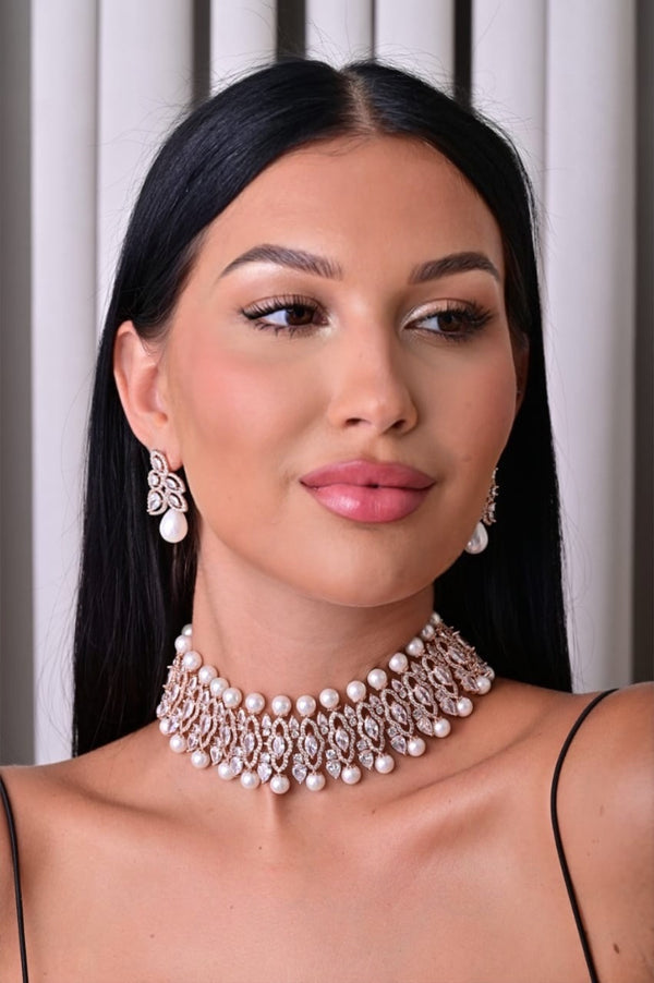 Ahlam Choker